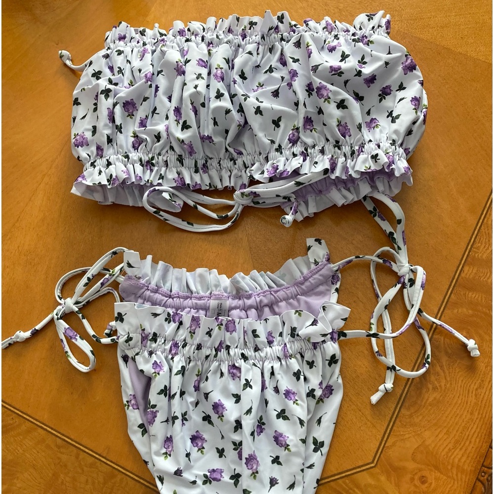 Bathing suit